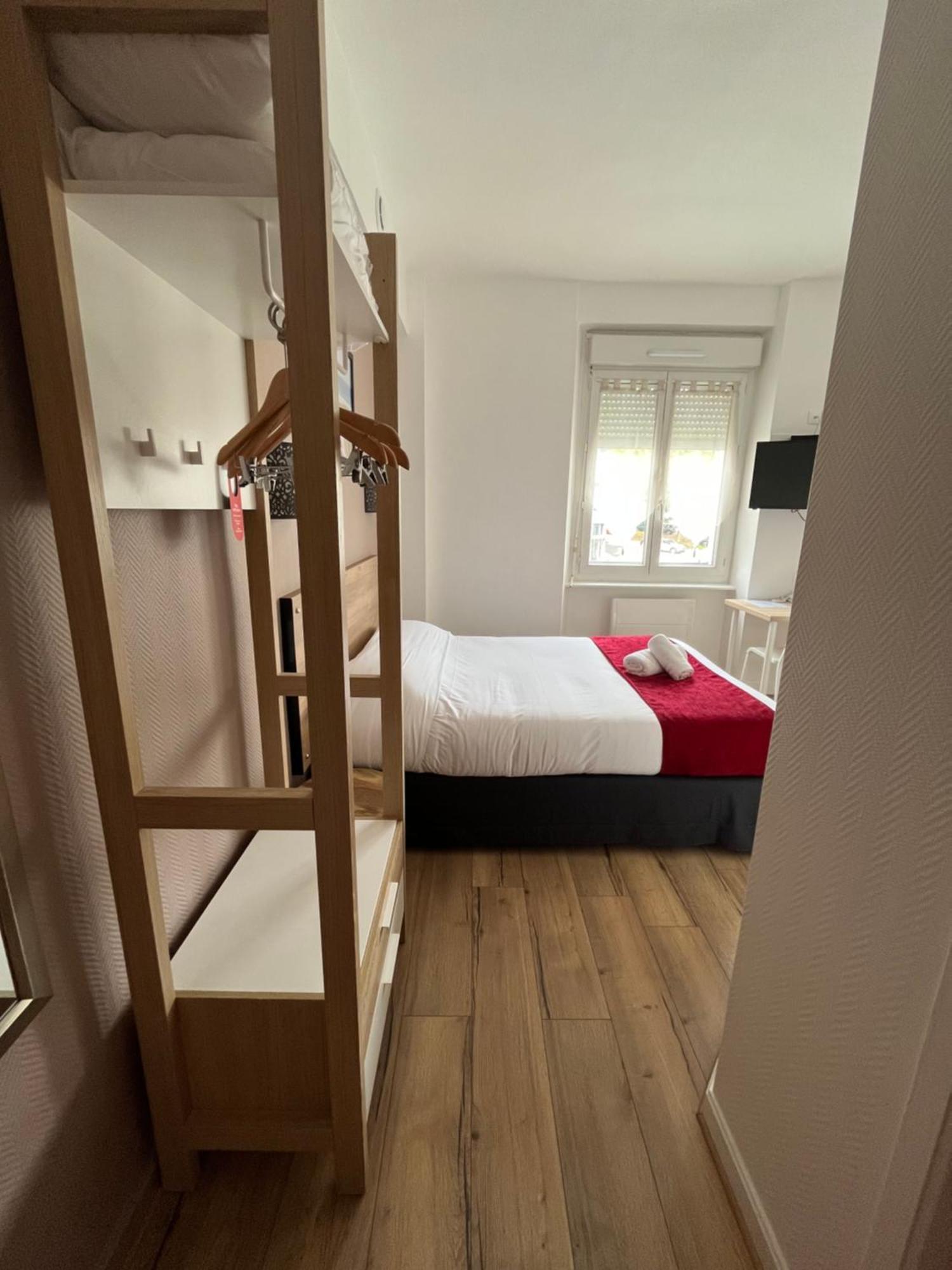 Hotel Agena Μπρεστ Εξωτερικό φωτογραφία