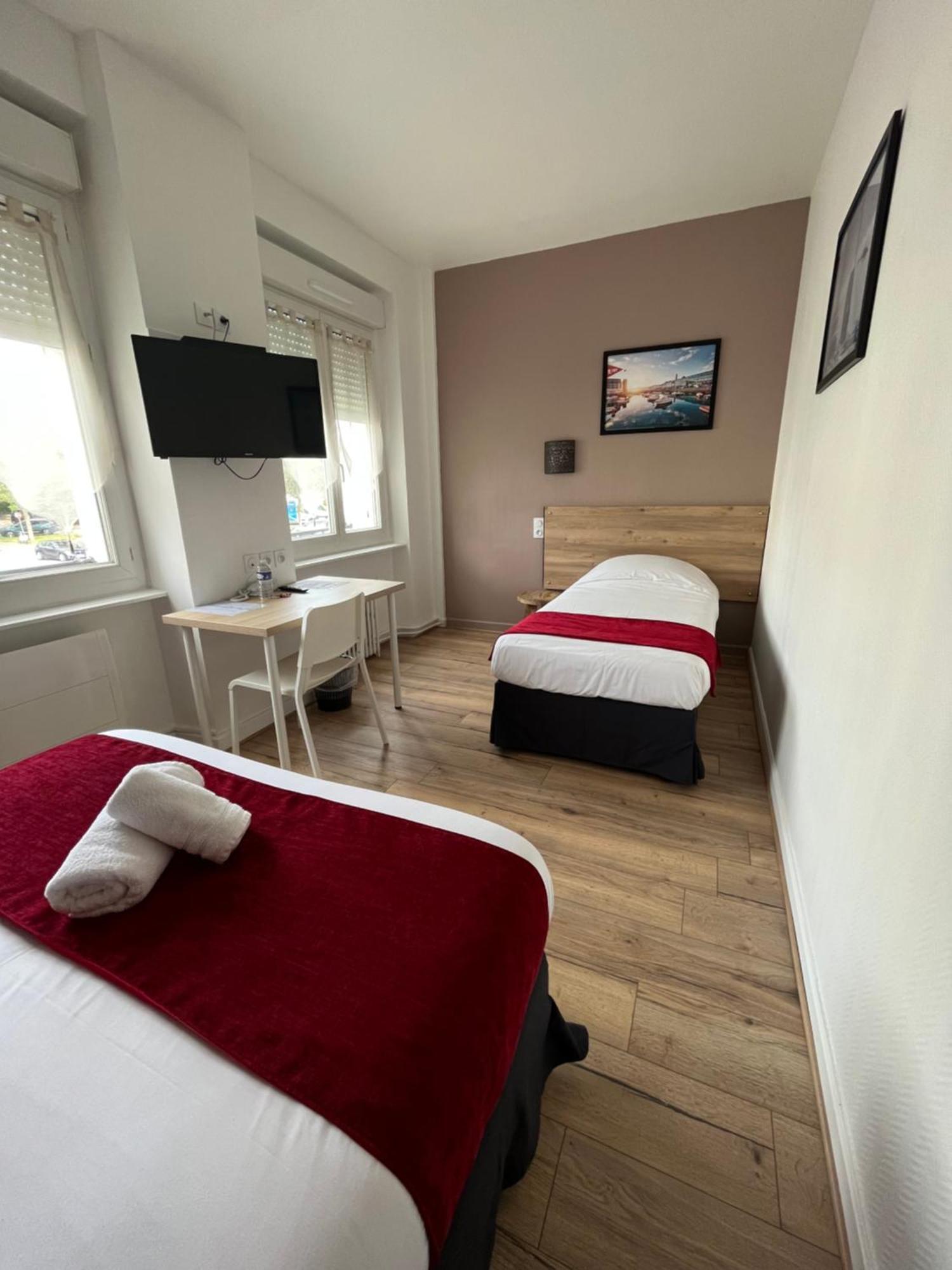 Hotel Agena Μπρεστ Εξωτερικό φωτογραφία