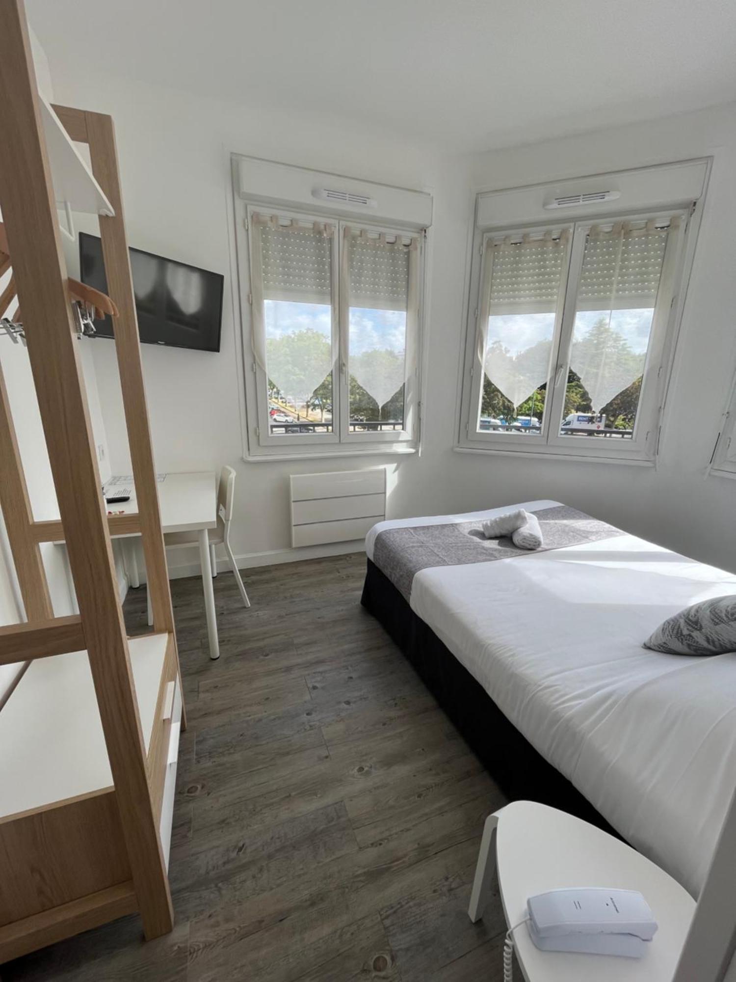 Hotel Agena Μπρεστ Εξωτερικό φωτογραφία